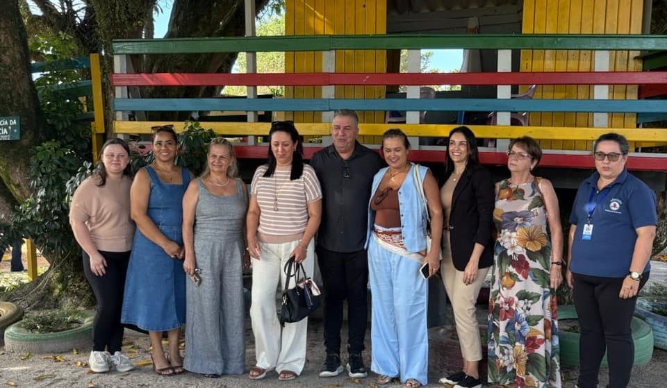Secretária e adjunta participam de visita técnica de boas práticas de gestão educacional em Governador Celso Ramos