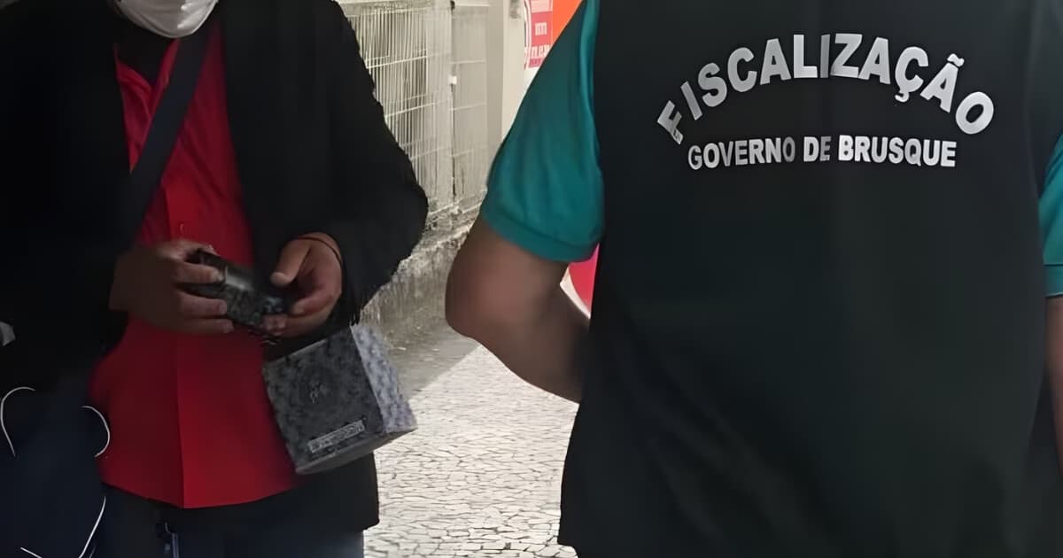 “Envolve riscos à população”, diz Sindilojas sobre comércio ambulante irregular em Brusque - O Município