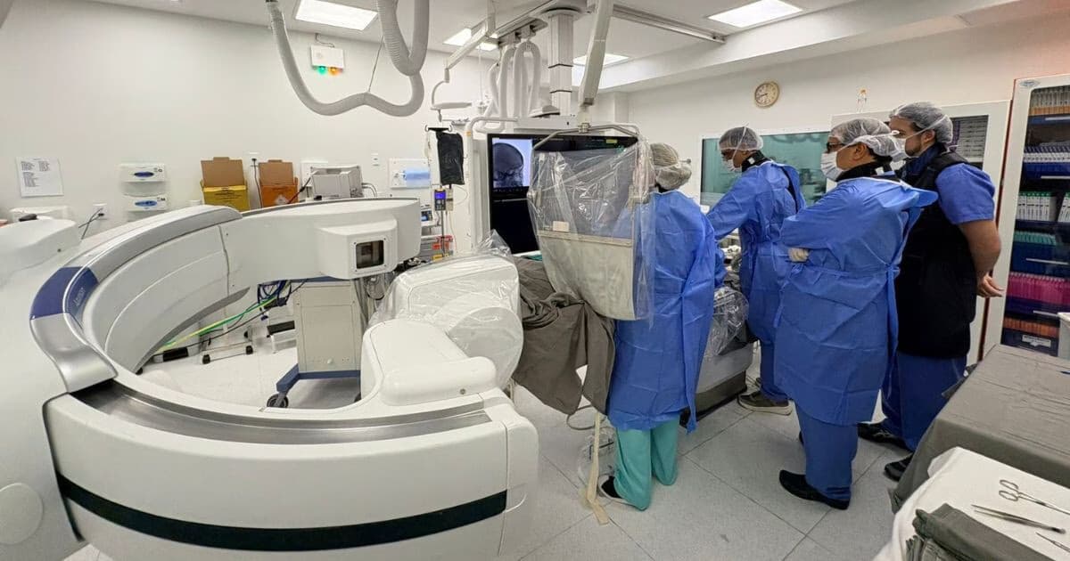 Hospital Azambuja realiza procedimento inédito em neurocirurgia endovascular em Brusque - O Município