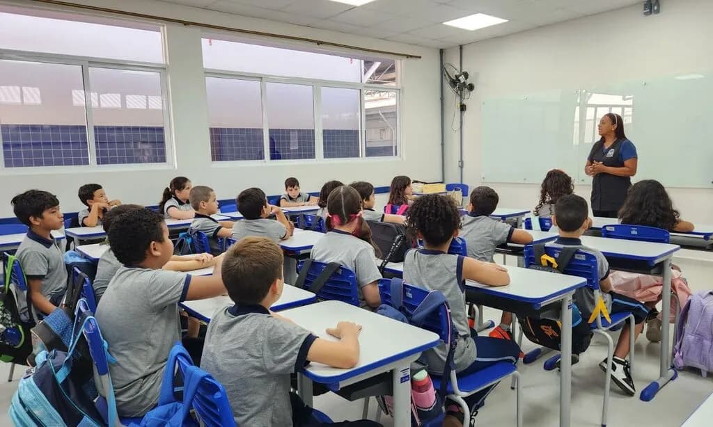 Educação de Joinville fará pesquisa sobre condições de trabalho de servidores
