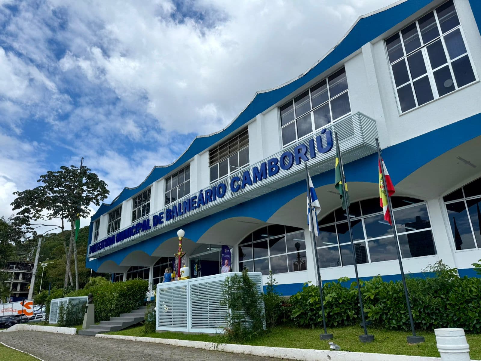 Saúde em Balneário Camboriú: Prefeitura abre seleção simplificada para médicos e enfermeiros