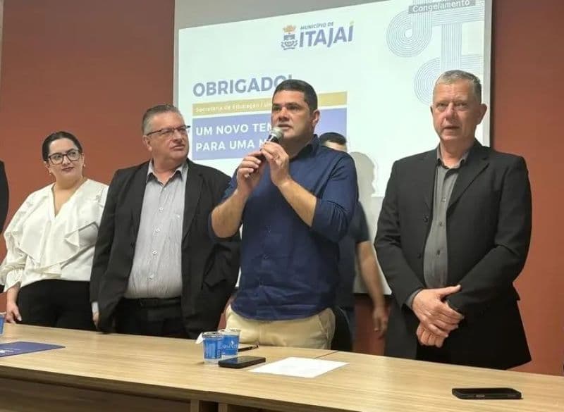 Programa de Augusto Cury é cancelado em Itajaí