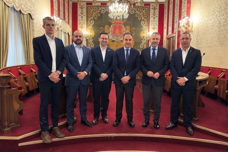 Itajaí e Alicante: Firmado acordo de cidades-irmãs voltado ao turismo, economia e inovação