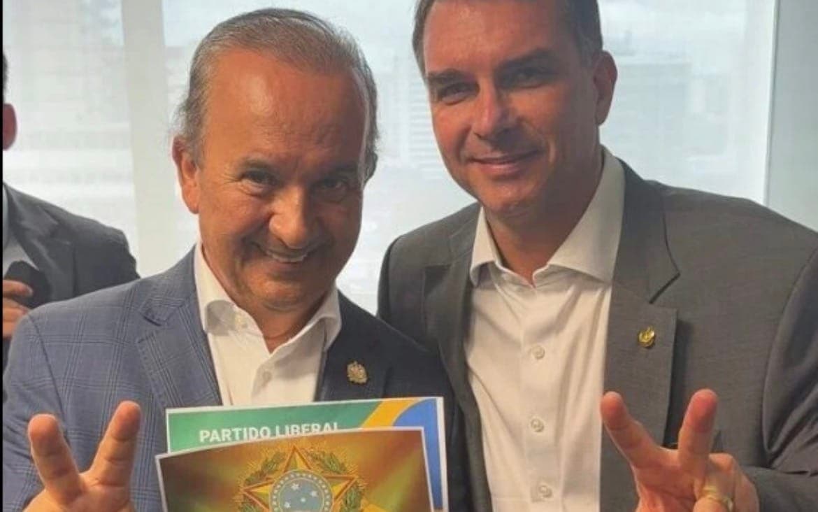 Vinda de Flávio Bolsonaro a Florianópolis terá motociata