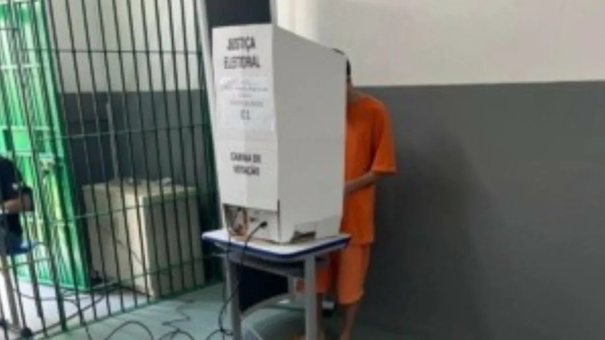 Como foi a votação de Lula (PT) e Flávio Bolsonaro (PL) nos presídios de SC? Veja a lista completa