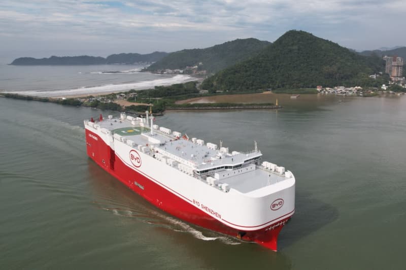 Porto de Itajaí receberá 11,7 mil veículos da BYD em duas megaoperações de desembarque