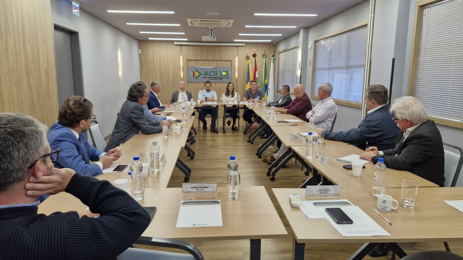 Mobilização liderada pela ACII reúne governo, autoridades e setor produtivo em defesa do Complexo Portuário de Itajaí