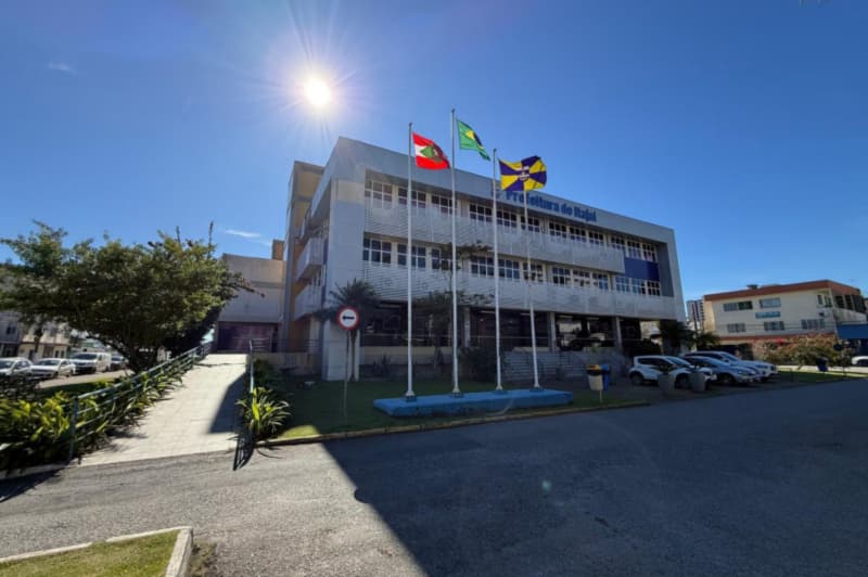 Itajaí altera expediente dos serviços municipais na segunda-feira (29) por causa do jogo da Seleção Brasileira