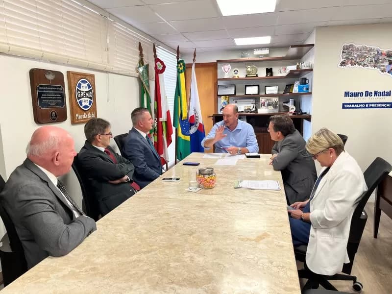Bancada do Oeste discute internet rural, obras da SC-283, laboratório do leite e hemodiálise em Maravilha - Oeste SC Notícias