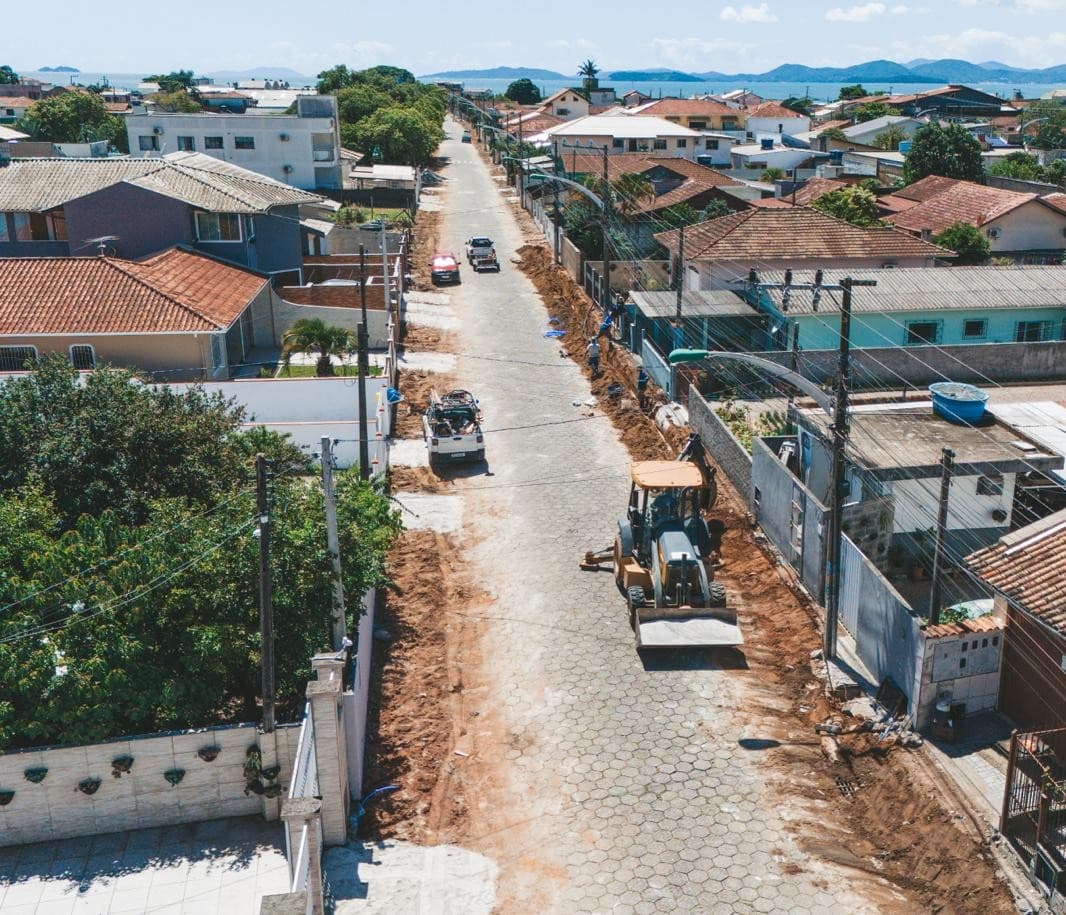 Biguaçu inicia obras na Rua Maria Cecília Sodré e avança com pacote de R$ 80 milhões em infraestrutura