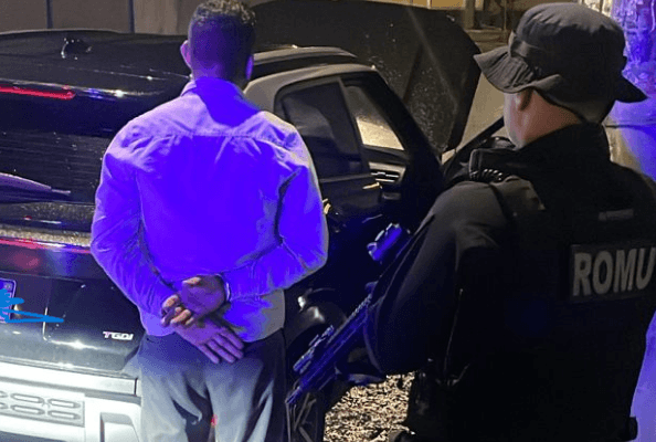Guarda Municipal recupera veículo furtado e prende motorista por adulteração de sinal identificador