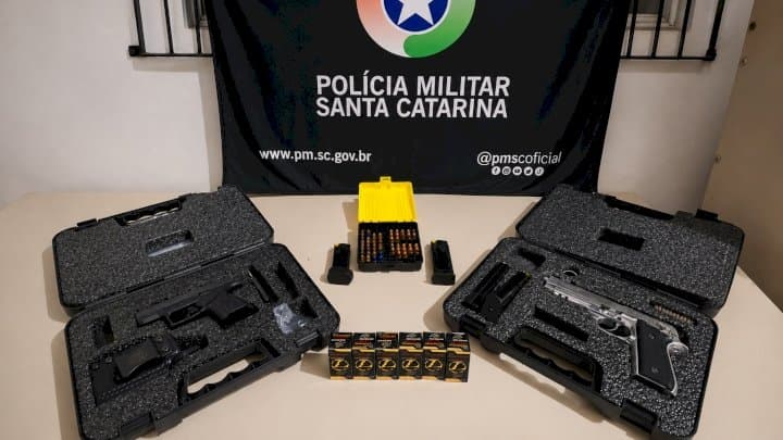 Ação da Polícia Militar em Porto União apreende armas e medicamentos ilegais