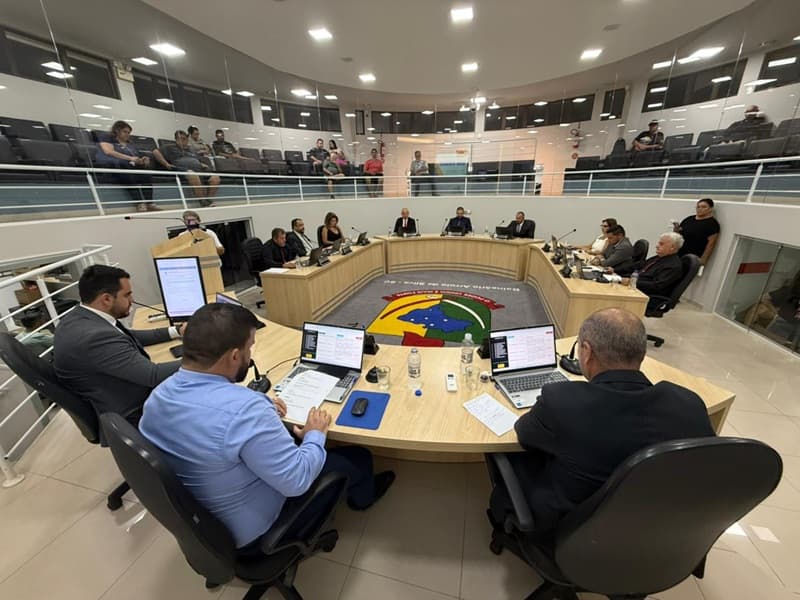 Câmara de Balneário Arroio do Silva aprova reajuste salarial e valorização de servidores municipais