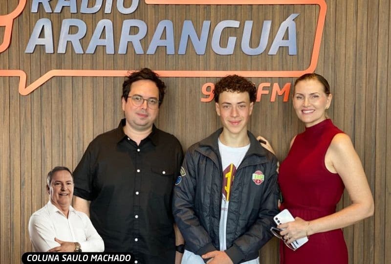 Colégio Estadual de Araranguá tem projeto Rádio na Escola e apresenta alunos com comportamento maduro e com visão de futuro - Rádio Araranguá FM 95.5