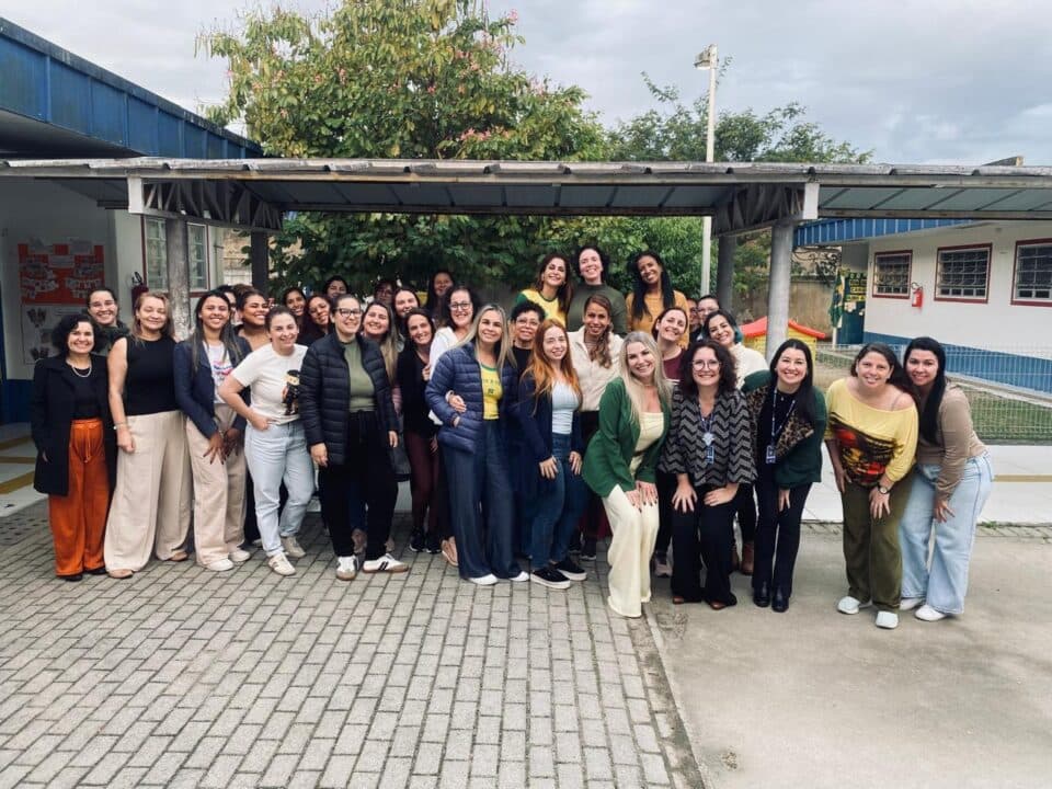 Educação Infantil em São José: CEI Vera Lúcia e Citesj Capacitam Professores em Pensamento Computacional "Desplugado"