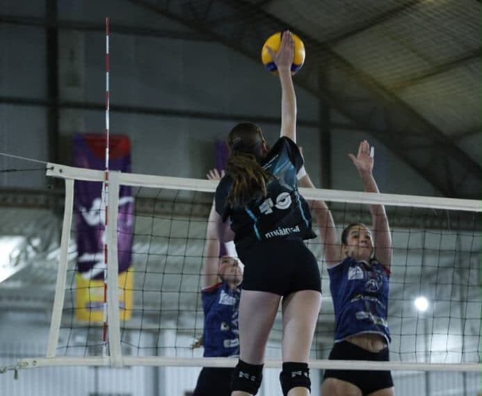 São José estreia com vitória no vôlei feminino na Olesc 2026