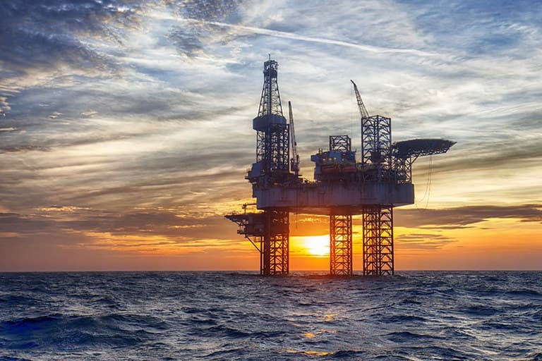 SC pode ganhar mais R$ 1 bi anual com royalties do petróleo; Fabiana Rodrigues pré-candidata; Insatisfação em Joinville