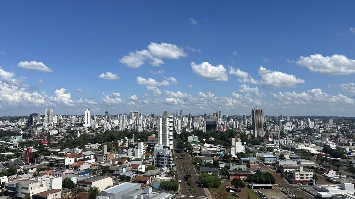 Boom imobiliário: maior cidade do Oeste de SC vira canteiro de obras e atrai investidores