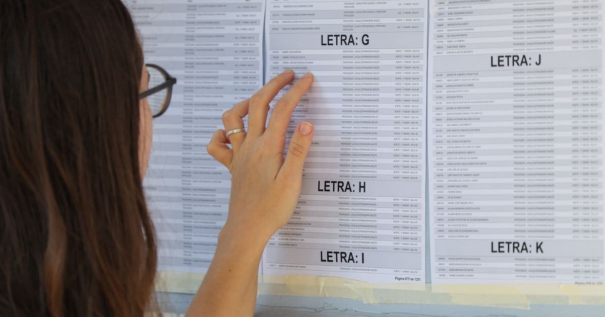Concurso público da Educação em SC abre inscrições com salários que passam de R$ 11 mil