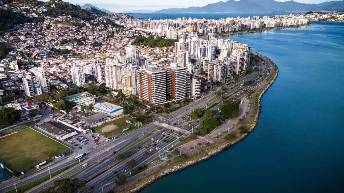 Segurança, saúde e estrutura: o que muda com a criação de 30 novos bairros em Florianópolis
