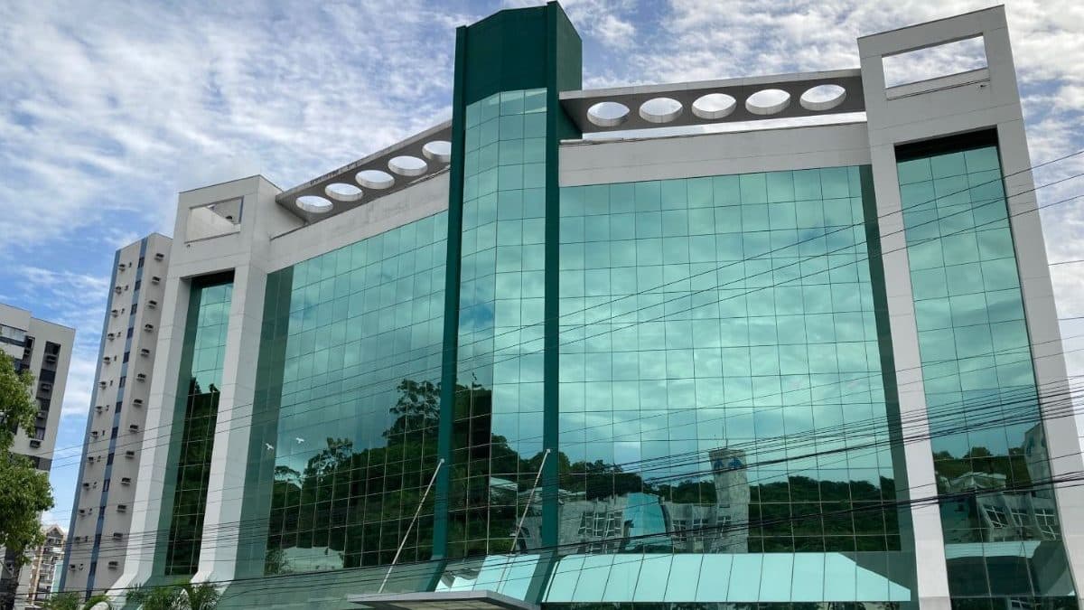 Gigante de tecnologia de SC adquire HRtech de saúde ocupacional por R$ 318,7 milhões