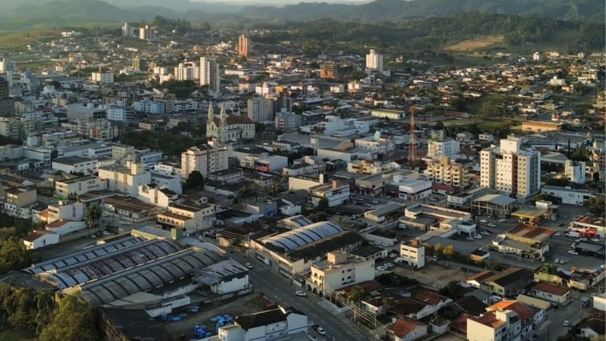 Com PIB de R$ 2,2 bilhões, cidade de SC conhecida pelo gado Jersey é a quinta maior economia do estado entre municípios de até 40 mil habitantes