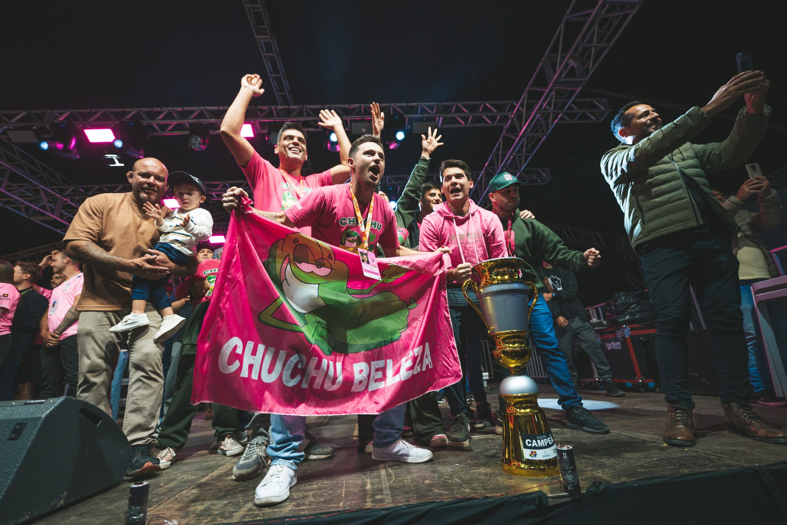 28ª Gincana Cidade de Biguaçu consagra Chuchu Beleza como campeã em encerramento emocionante na Praça Nereu Ramos