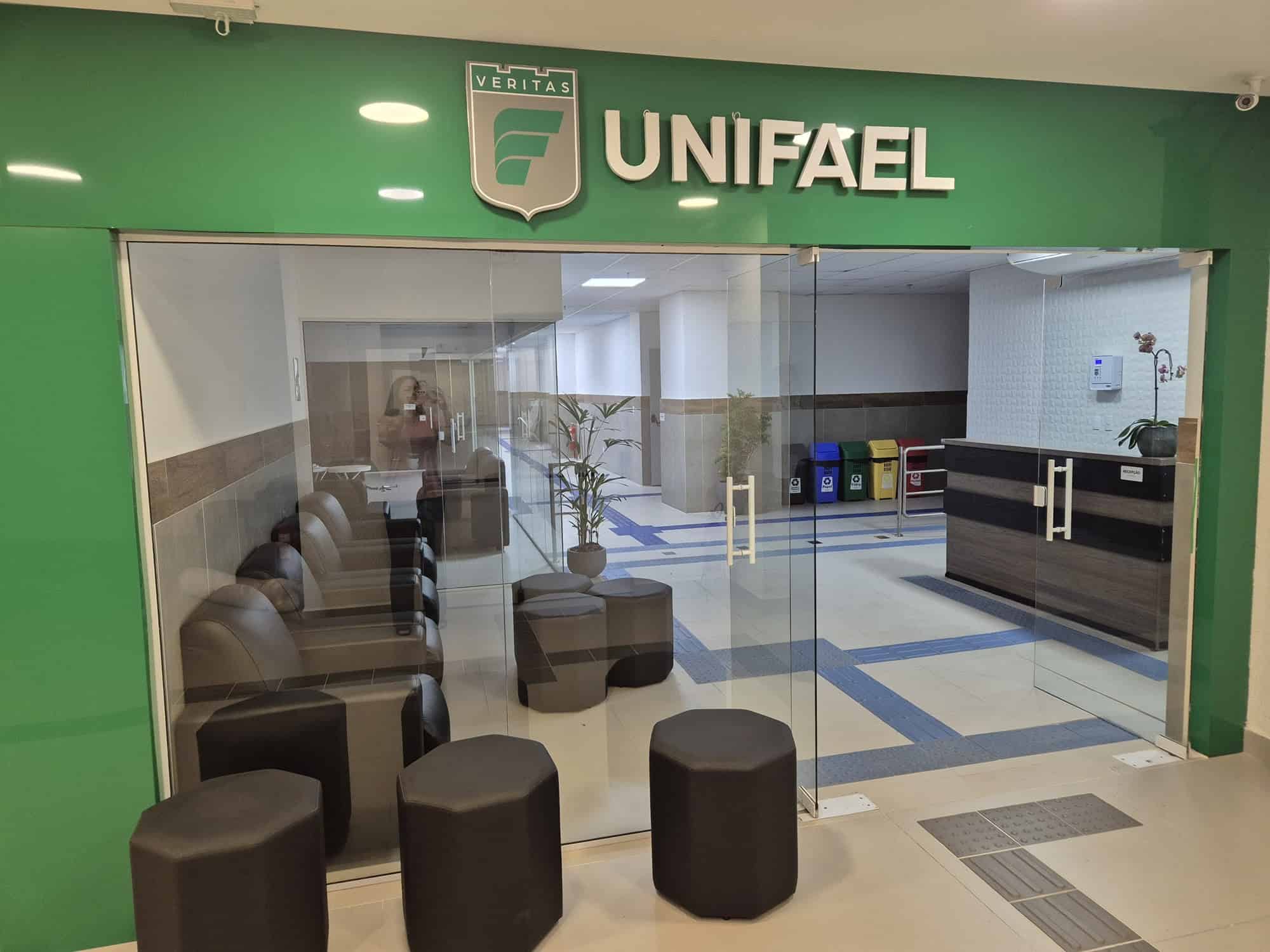 UNIFAEL Florianópolis lança primeiros cursos presenciais e homenageia lideranças femininas em evento especial