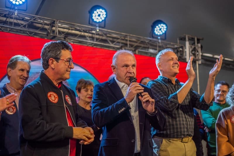 Paulo Eccel lança pré-candidatura à Assembleia Legislativa com presença de mais de 800 pessoas em Brusque