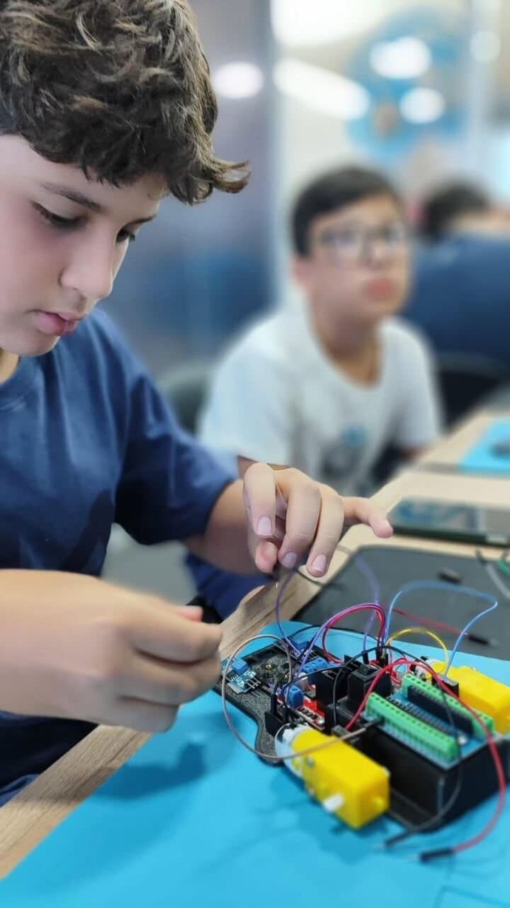 Educação tecnológica ganha força em Tubarão e Unimate Labs abre novas vagas após turmas esgotarem em poucos dias