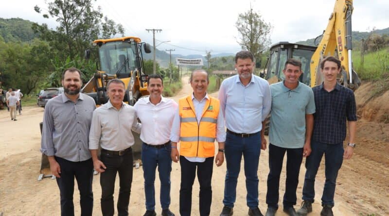 Em visita à Tubarão, Jorginho Mello anuncia pacote de R$ 50 milhões em obras