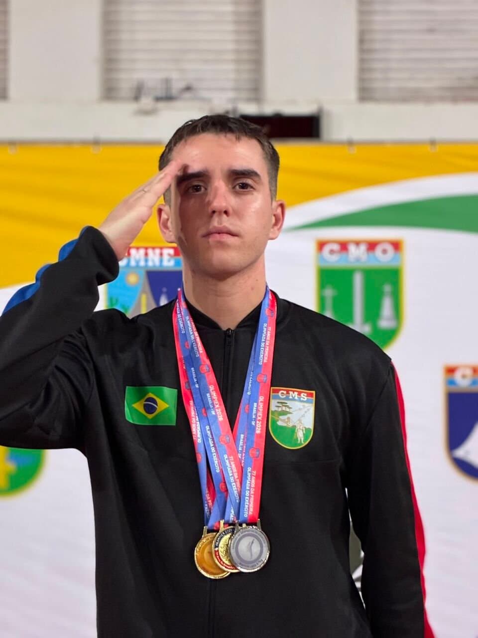Atleta de Tubarão conquista três medalhas nas Olimpíadas do Exército e leva o nome da cidade ao pódio nacional