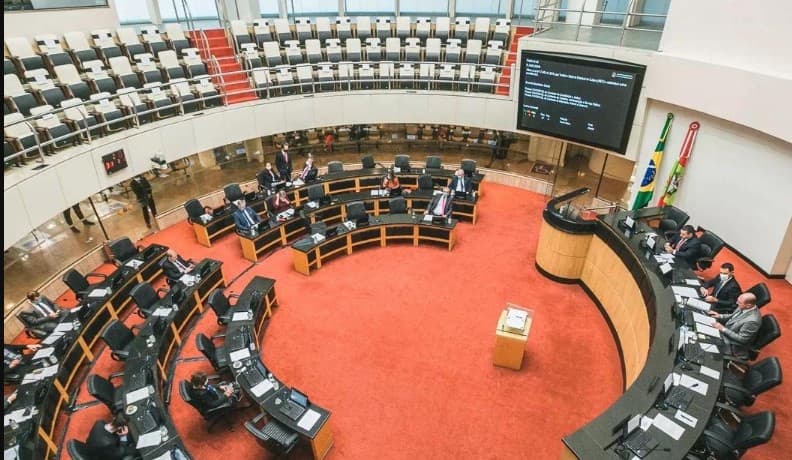 40 vereadores disputam vagas na Assembleia Legislativa de Santa Catari... - Portal Tri Notícias