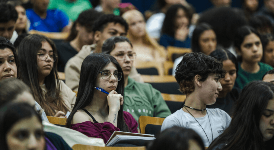 Mais de 11 mil estudantes de Santa Catarina participam de aulões prepa... - Portal Tri Notícias