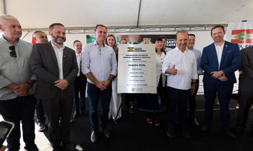 Jorginho Mello inaugura unidade da Polícia Científica em Mafra