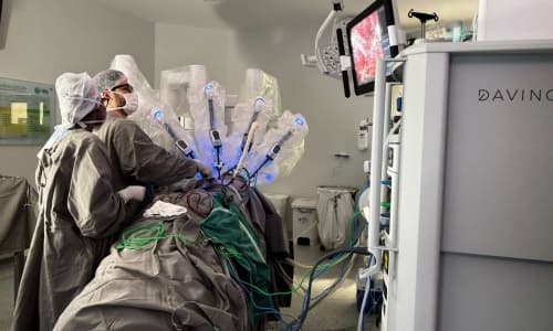Santa Catarina tem primeira cirurgia robótica oncológica pelo SUS realizada em Brusque
