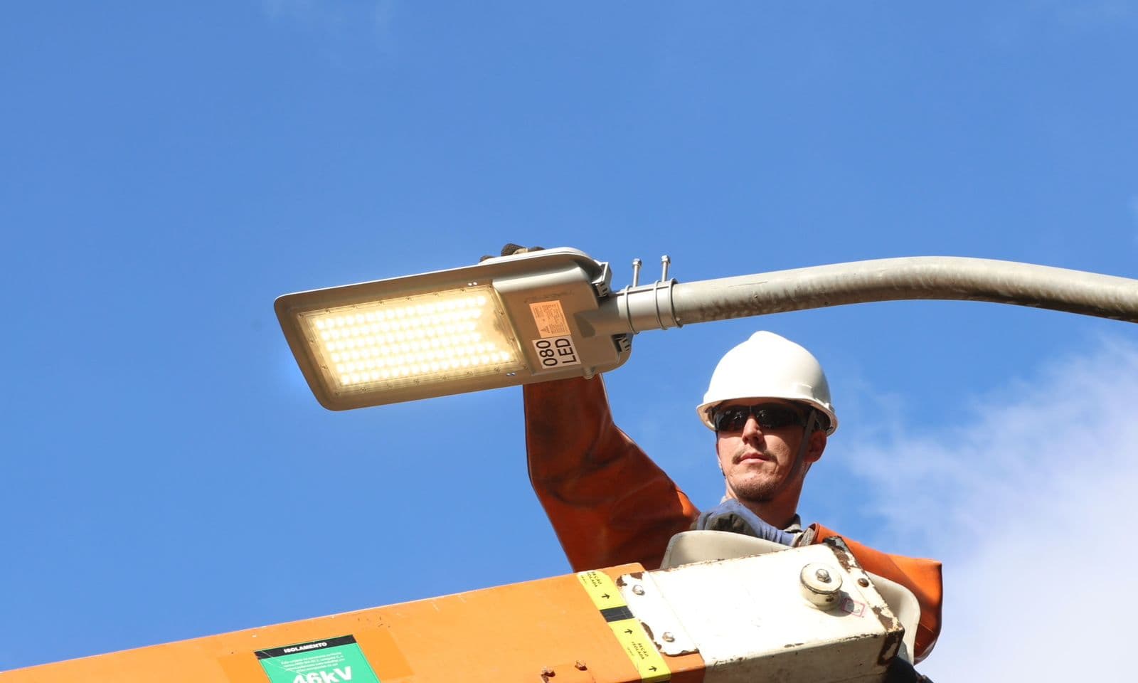 Modernização da iluminação pública transforma ruas e amplia segurança e qualidade de vida em Joinville
