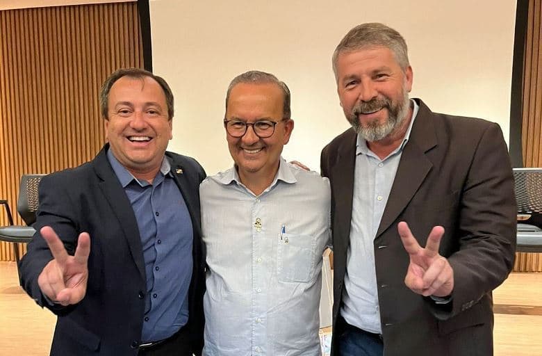 Jorginho, Salmir e Alexandre assinam R$ 18 milhões em convênios para Biguaçu