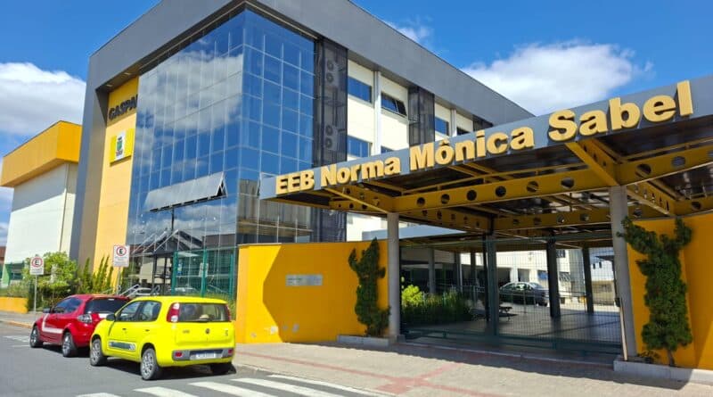 Aulas na EEB Norma Mônica Sabel de Gaspar retornam na sexta-feira, dia 6.