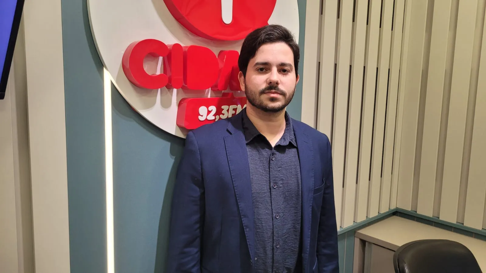 (VÍDEO) Novo secretário de Saúde de Brusque promete revisar filas de exames e consultas - Rádio Cidade