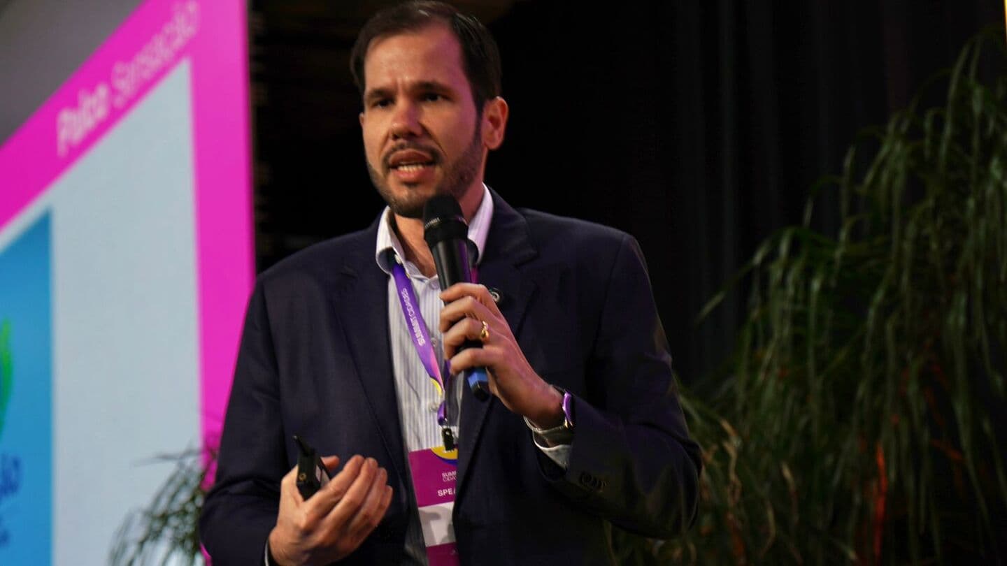 Vereador Luís Fernando Almeida apresenta experiências inovadoras de Jaraguá do Sul no Summit Cidades