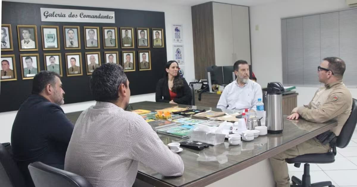 Convênio de segurança entre entidades e polícias de Brusque pode ser replicado em todo o estado - O Município