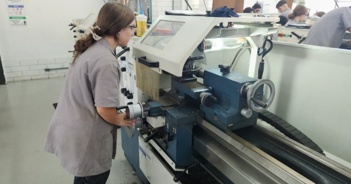 Senai de Brusque e São João Batista abrem 245 vagas em cursos técnicos gratuitos - O Município
