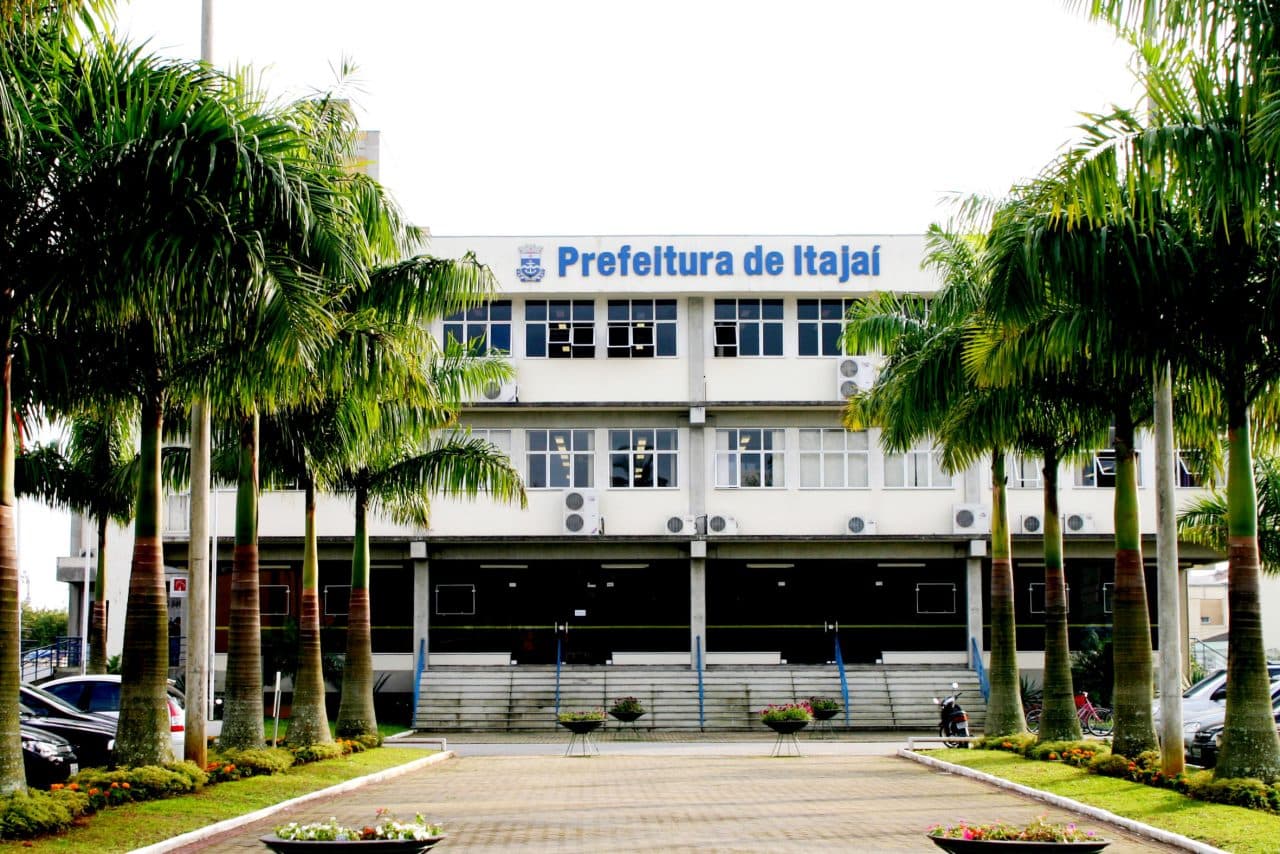 Itajaí-SC abre seleção para ACTs da Educação em 2027