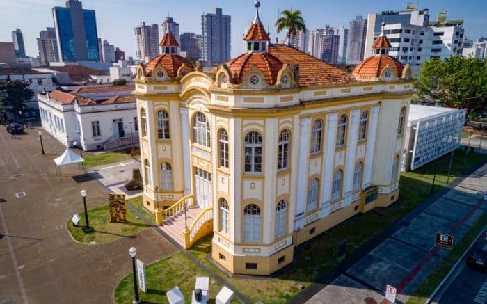 Comitiva chinesa visita Itajaí pra fortalecer parcerias em inovação e saúde