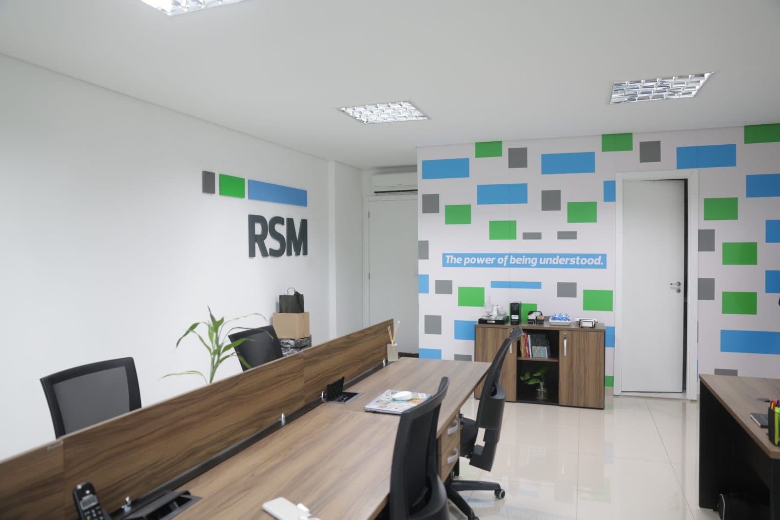 Gigante global de auditoria e consultoria expande operação para Joinville