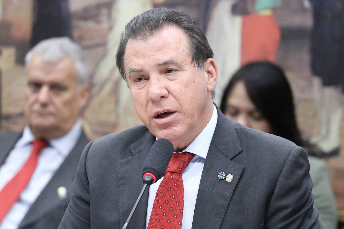 Brasil abre 228 mil vagas formais em março, segundo Caged