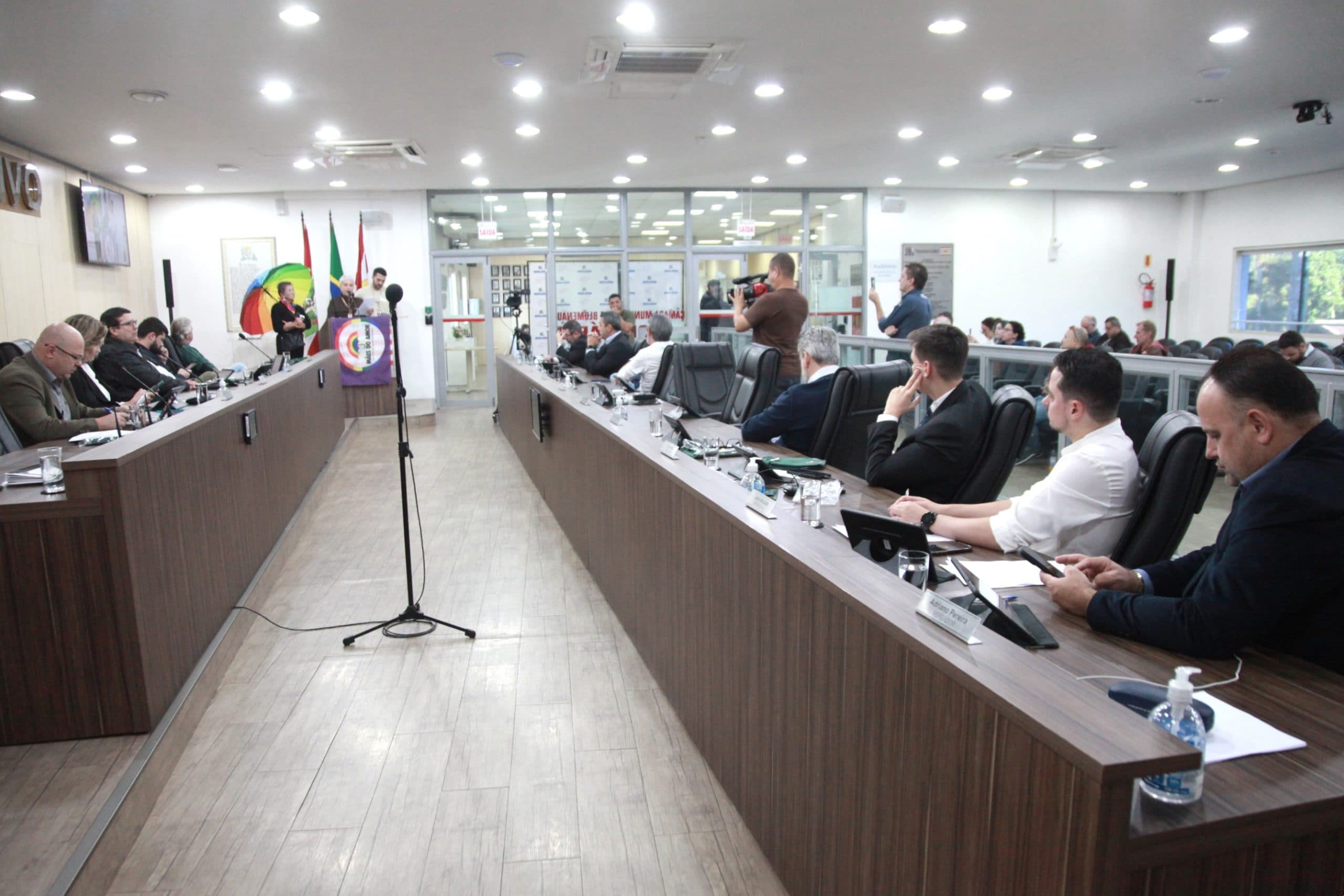 Câmara de Blumenau aprova política de fomento à economia solidária