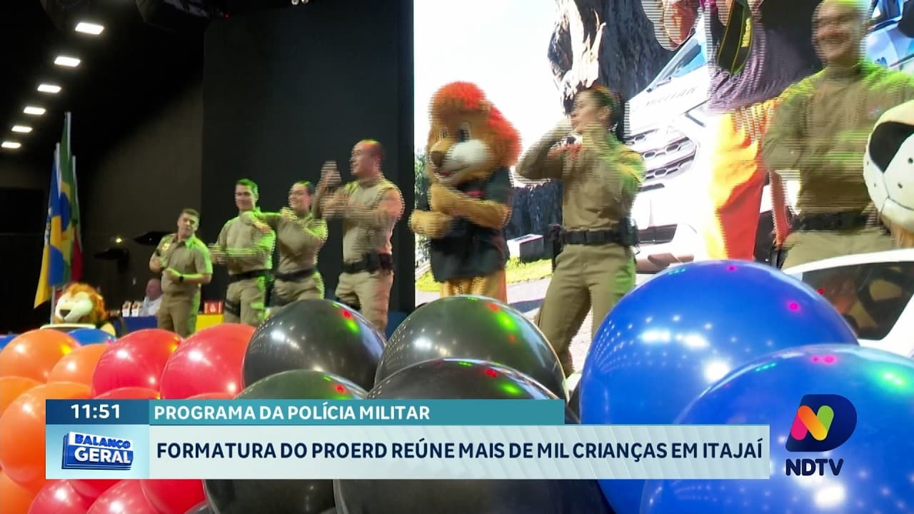 Formatura do Proerd reúne mais de mil crianças em Itajaí