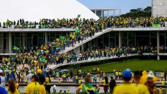 Empresário de Blumenau é condenado a 14 anos por financiar viagem aos atos de 8 de janeiro